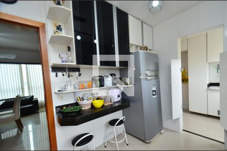 Apartamento à venda com 208m², 3 quartos e 2 vagasCozinha