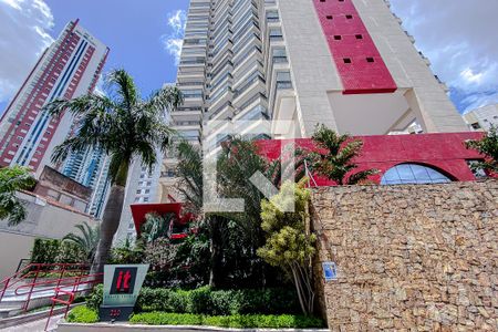 Studio para alugar com 44m², 1 quarto e 1 vaga Studio para alugar com 44m², 1 quarto e 1 vagaFachada