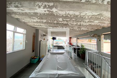 Casa à venda com 120m², 4 quartos e 1 vagaTerraço