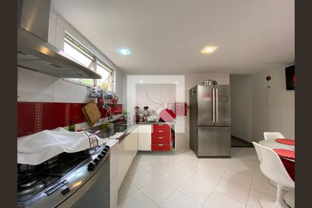 Casa à venda com 120m², 4 quartos e 1 vagaCozinha