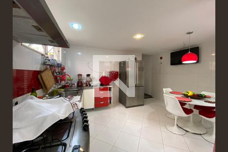 Casa à venda com 120m², 4 quartos e 1 vagaCozinha