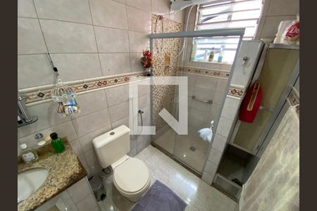 Casa à venda com 120m², 4 quartos e 1 vagaBanheiro