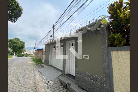 Casa à venda com 120m², 4 quartos e 1 vagaFachada