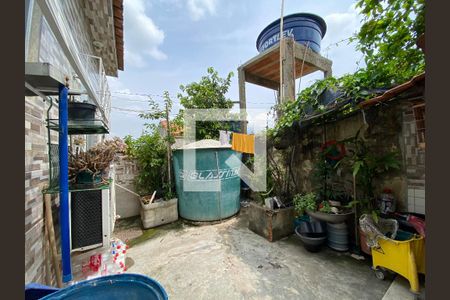 Casa à venda com 120m², 4 quartos e 1 vagaQuintal