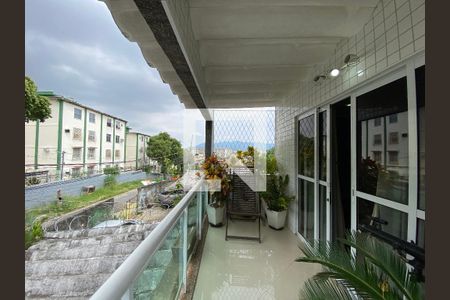 Casa à venda com 120m², 4 quartos e 1 vagaVaranda do Quarto 4