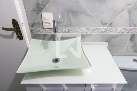 Apartamento para alugar com 58m², 2 quartos e 1 vaga Apartamento para alugar com 58m², 2 quartos e 1 vagaBanheiro