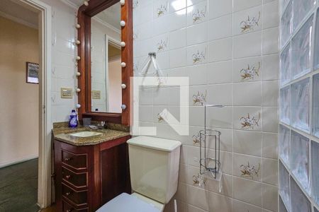 Apartamento para alugar com 193m², 3 quartos e 2 vagasbanheiro