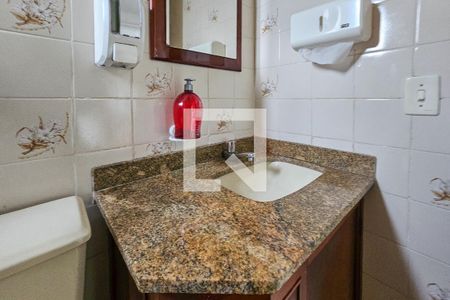 Apartamento para alugar com 193m², 3 quartos e 2 vagasLavabo