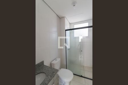 Apartamento à venda com 54m², 2 quartos e 1 vaga Apartamento à venda com 54m², 2 quartos e 1 vagaBanheiro