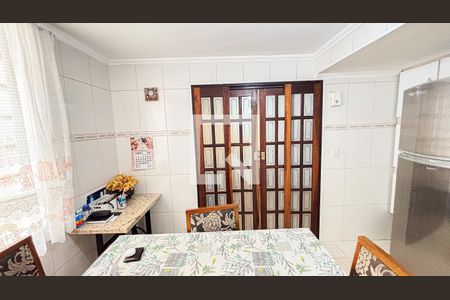 Casa à venda com 123m², 3 quartos e 2 vagas Casa à venda com 123m², 3 quartos e 2 vagasCopa