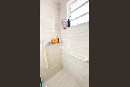 Casa à venda com 123m², 3 quartos e 2 vagas Casa à venda com 123m², 3 quartos e 2 vagasBanheiro