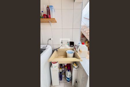 Casa à venda com 123m², 3 quartos e 2 vagas Casa à venda com 123m², 3 quartos e 2 vagasÁrea de Serviço