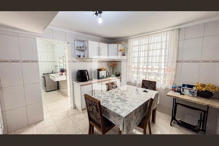 Casa à venda com 123m², 3 quartos e 2 vagas Casa à venda com 123m², 3 quartos e 2 vagasCopa