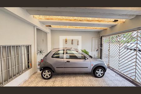 Casa à venda com 123m², 3 quartos e 2 vagas Casa à venda com 123m², 3 quartos e 2 vagasGaragem