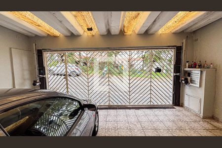 Casa à venda com 123m², 3 quartos e 2 vagas Casa à venda com 123m², 3 quartos e 2 vagasGaragem