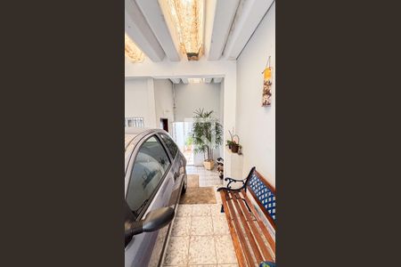 Casa à venda com 123m², 3 quartos e 2 vagas Casa à venda com 123m², 3 quartos e 2 vagasGaragem