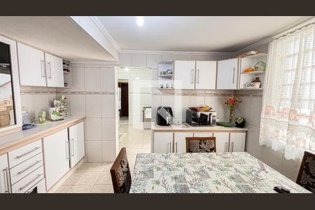 Casa à venda com 123m², 3 quartos e 2 vagas Casa à venda com 123m², 3 quartos e 2 vagasCopa