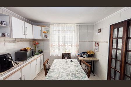 Casa à venda com 123m², 3 quartos e 2 vagas Casa à venda com 123m², 3 quartos e 2 vagasCopa