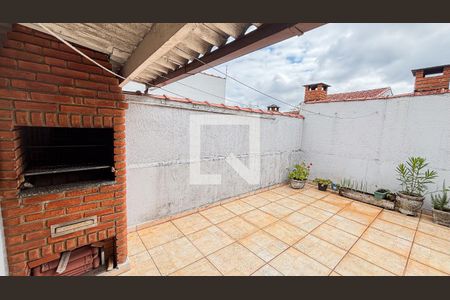 Casa à venda com 123m², 3 quartos e 2 vagas Casa à venda com 123m², 3 quartos e 2 vagasÁrea comum - Churrasqueira