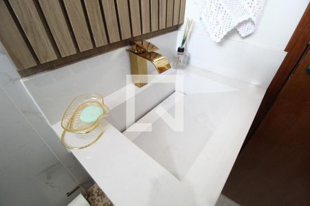 Casa para alugar com 270m², 4 quartos e 6 vagasBanheiro