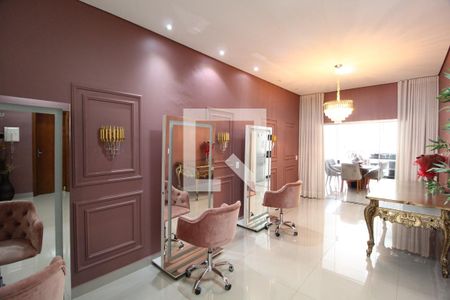 Casa para alugar com 270m², 4 quartos e 6 vagasSala 3