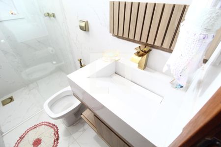 Casa para alugar com 270m², 4 quartos e 6 vagasBanheiro