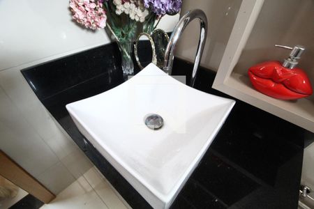 Casa para alugar com 270m², 4 quartos e 6 vagasBanheiro do Quarto 