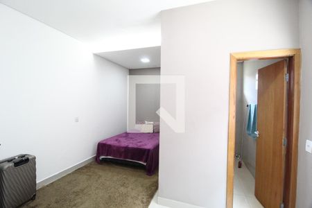 Casa para alugar com 270m², 4 quartos e 6 vagasQuarto