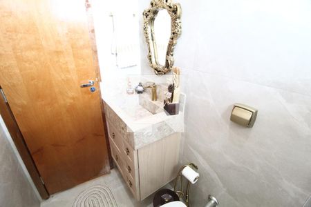 Casa para alugar com 270m², 4 quartos e 6 vagasBanheiro do Quarto 2