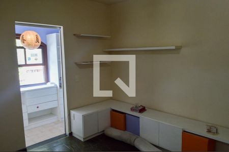 Casa para alugar com 300m², 4 quartos e 3 vagasSuíte 1