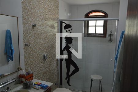 Casa para alugar com 300m², 4 quartos e 3 vagasBanheiro da Suíte 2