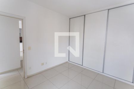 Apartamento para alugar com 65m², 2 quartos e 1 vagaSuíte