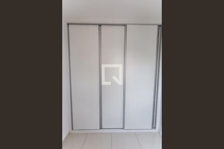 Apartamento para alugar com 65m², 2 quartos e 1 vagaArmário do Quarto 2