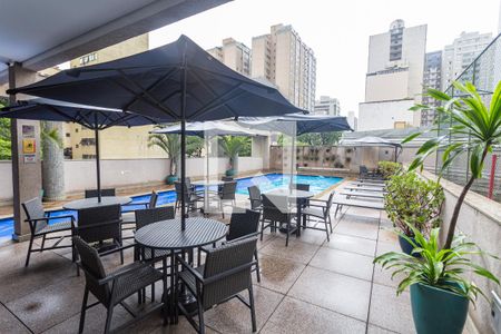 Apartamento para alugar com 65m², 2 quartos e 1 vagaÁrea da Piscina