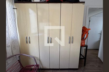 quarto 1 de apartamento para alugar com 2 quartos, 44m² em Santos Dumont, São Leopoldo