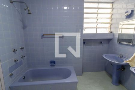 Apartamento à venda com 136m², 4 quartos e 1 vaga Apartamento à venda com 136m², 4 quartos e 1 vagaBanheiro