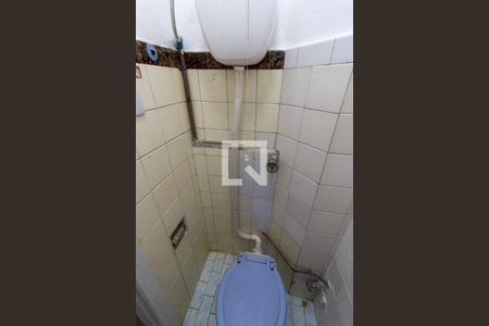 Apartamento à venda com 136m², 4 quartos e 1 vaga Apartamento à venda com 136m², 4 quartos e 1 vagaBanheiro de serviço