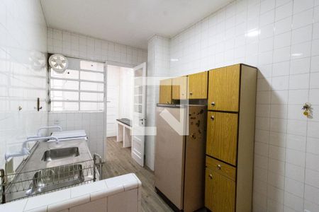 Apartamento à venda com 136m², 4 quartos e 1 vaga Apartamento à venda com 136m², 4 quartos e 1 vagaCozinha