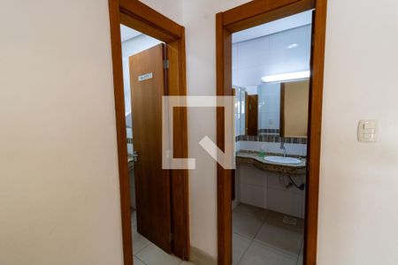 Apartamento à venda com 136m², 4 quartos e 1 vaga Apartamento à venda com 136m², 4 quartos e 1 vagaÁrea comum - Salão de festas