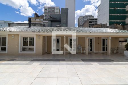 Apartamento à venda com 136m², 4 quartos e 1 vaga Apartamento à venda com 136m², 4 quartos e 1 vagaÁrea comum - Salão de festas