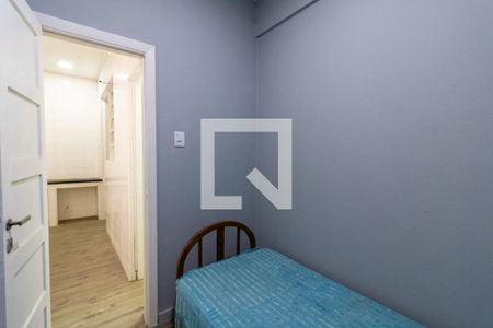 Apartamento à venda com 136m², 4 quartos e 1 vaga Apartamento à venda com 136m², 4 quartos e 1 vagaQuarto de Serviço