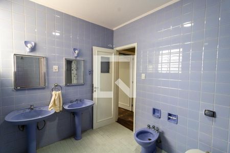 Apartamento à venda com 136m², 4 quartos e 1 vaga Apartamento à venda com 136m², 4 quartos e 1 vagaBanheiro