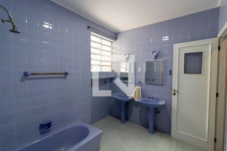 Apartamento à venda com 136m², 4 quartos e 1 vaga Apartamento à venda com 136m², 4 quartos e 1 vagaBanheiro