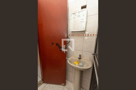 Casa à venda com 107m², 2 quartos e 3 vagasBanheiro 