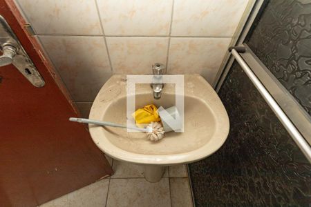 Casa à venda com 107m², 2 quartos e 3 vagasBanheiro 