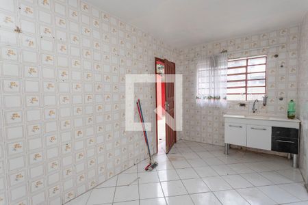 Casa à venda com 107m², 2 quartos e 3 vagasCozinha 
