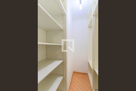 Apartamento à venda com 157m², 3 quartos e 2 vagasCloset da Suíte