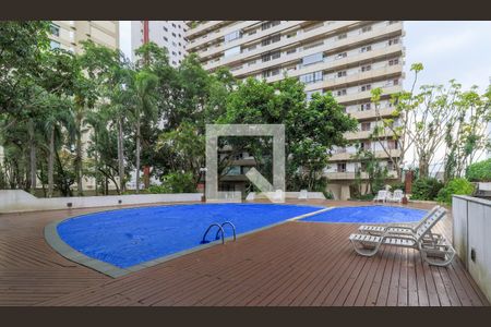 Apartamento à venda com 157m², 3 quartos e 2 vagasÁrea comum - Piscina