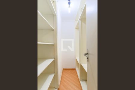 Apartamento à venda com 157m², 3 quartos e 2 vagasCloset da Suíte