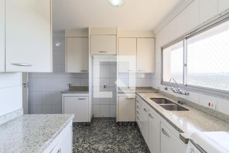 Apartamento à venda com 157m², 3 quartos e 2 vagasCozinha